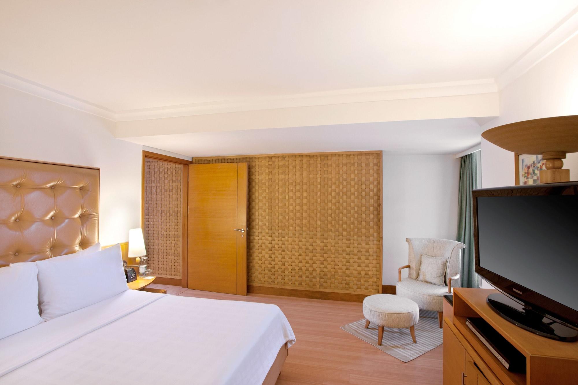 Trident Chennai Ξενοδοχείο Εξωτερικό φωτογραφία A bedroom at the hotel