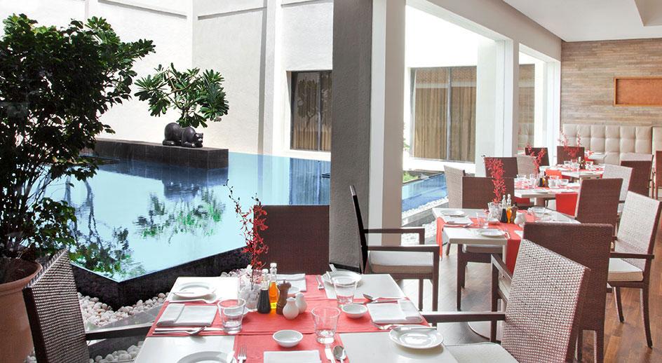 Trident Chennai Ξενοδοχείο Εξωτερικό φωτογραφία The restaurant