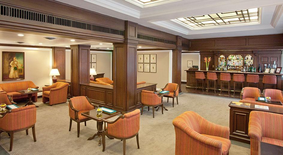 Trident Chennai Ξενοδοχείο Εξωτερικό φωτογραφία The bar at the Westin Palace Madrid